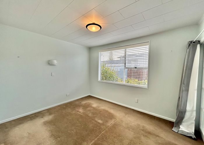  at 2/40 The Esplanade, Westshore, Napier