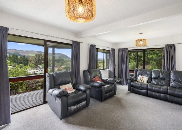  at 7 Rika Place, Kawaha Point, Rotorua