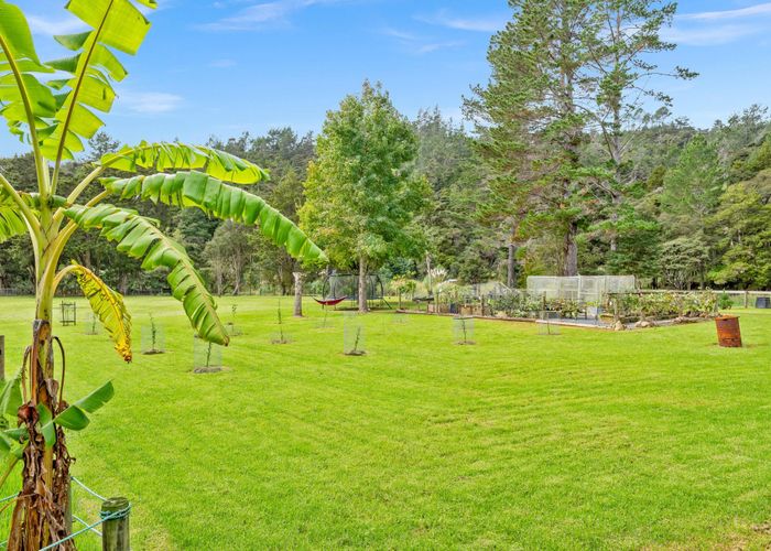  at 1042 Ngunguru Road, Ngunguru, Whangarei, Northland