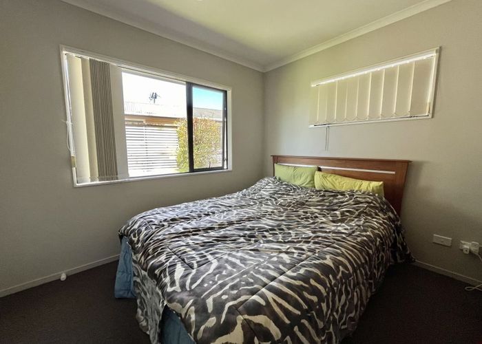  at 5b Waipani Road, Te Atatu Peninsula, Waitakere City, Auckland