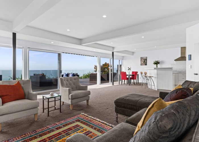  at 132 Priestley Terrace, Bluff Hill, Napier, Hawke's Bay