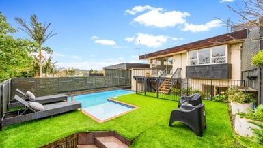  at 2/6 Penrhyn Road, Mount Eden, Auckland