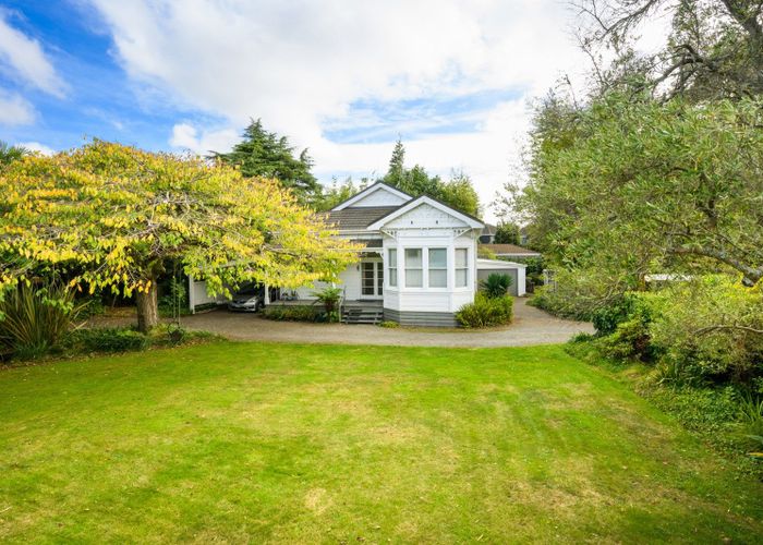  at 19-21 Pahiatua Street, Hokowhitu, Palmerston North, Manawatu / Whanganui