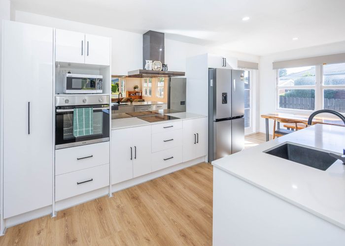  at 15 De Vere Crescent, Chartwell, Hamilton, Waikato