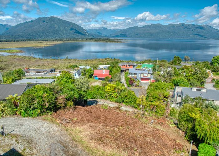  at 8 Ivy Terrace, Moana, Grey, West Coast