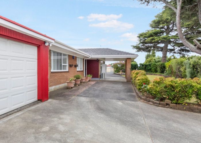  at 12 Gibbons Road, Weymouth, Manukau City, Auckland
