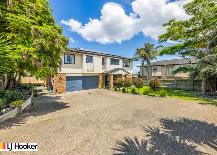  at 200 Hill Road, The Gardens, Auckland