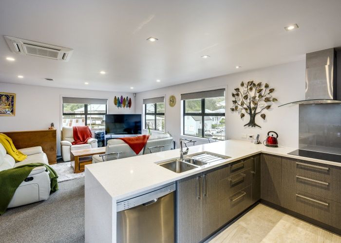  at 83 Shakespeare Road, Bluff Hill, Napier, Hawke's Bay