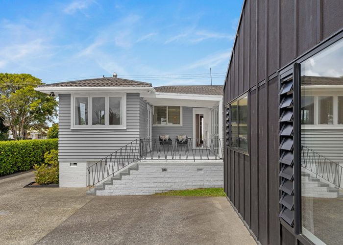  at 19 Metcalfe Road, Ranui, Waitakere City, Auckland