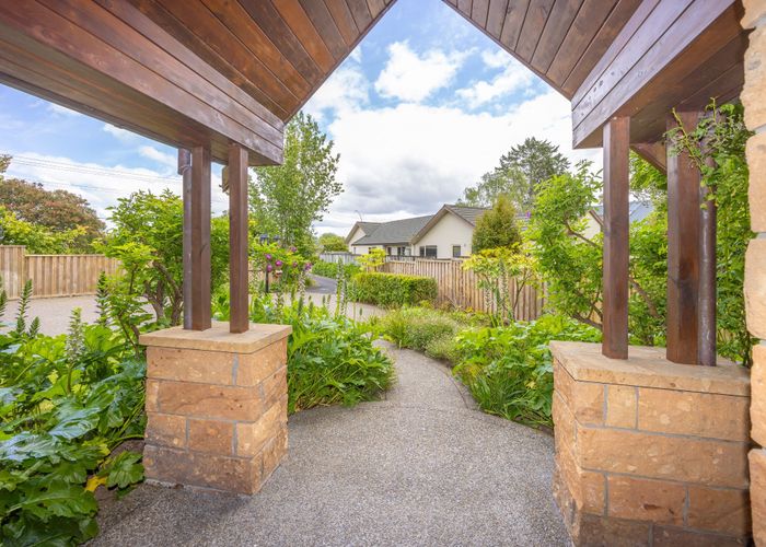  at 1102 River Road, Flagstaff, Hamilton, Waikato