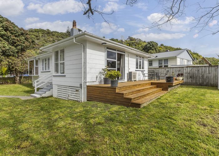  at 74 Raukawa Street, Strathmore Park, Wellington