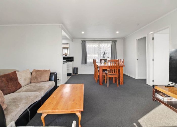  at 27 Alma Crescent, Papakura, Papakura