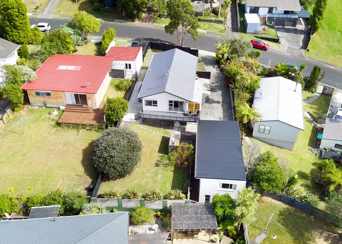  at 7 Kotinga Avenue, Glen Eden, Waitakere City, Auckland