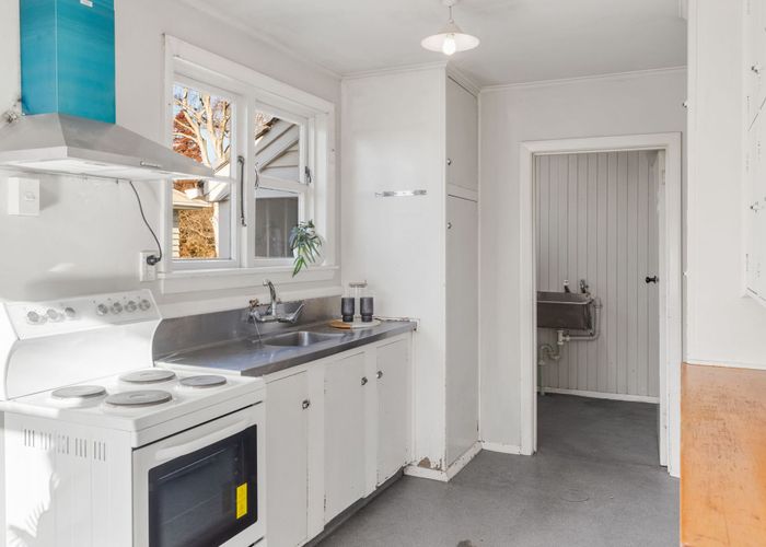  at 18 Auburn Avenue, Upper Riccarton, Christchurch City, Canterbury