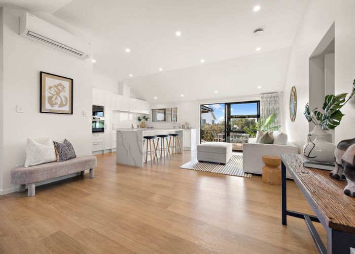  at 16 Brookland Place, Remuera, Auckland