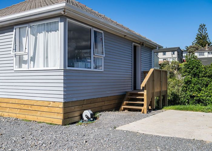  at 26 Jillett Street, Titahi Bay, Porirua, Wellington