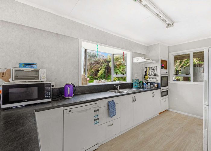  at 37 Simons Street, Moturoa, New Plymouth, Taranaki