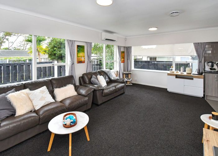  at 2/5 Ashdown Place, Pahurehure, Papakura, Auckland