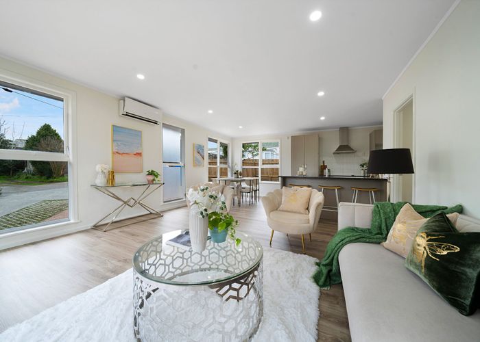  at 303 Blockhouse Bay Road, Avondale, Auckland City, Auckland