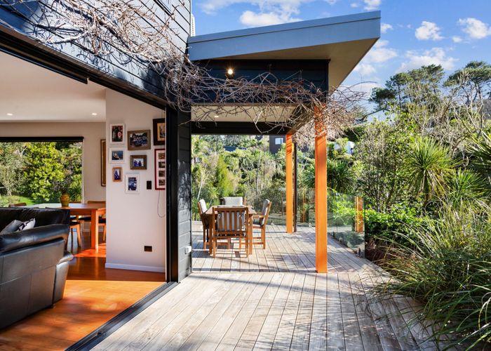  at 87B Park Rise, Campbells Bay, Auckland