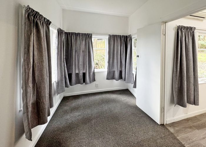  at 1/142 Hillsborough Rd, Hillsborough, Auckland City, Auckland
