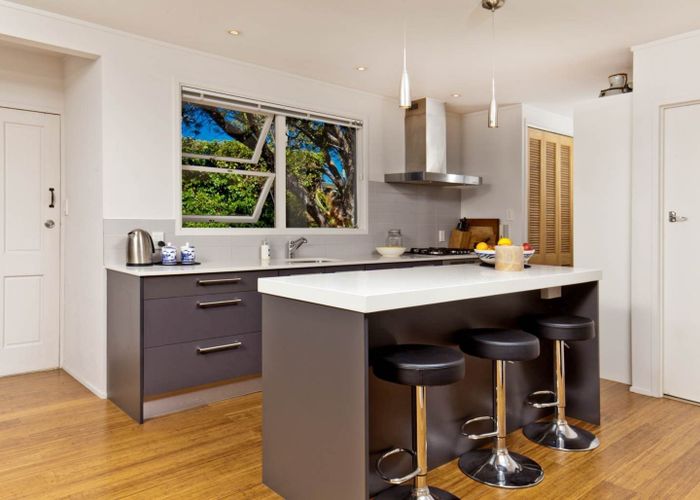  at 24 Sunset Road, Glenfield, North Shore City, Auckland