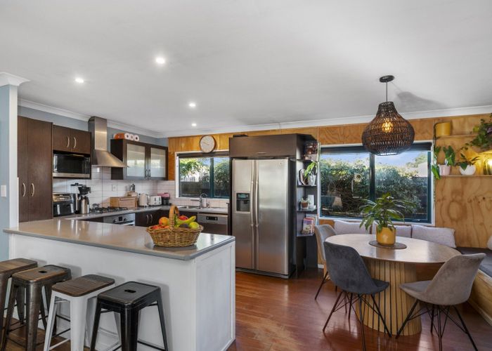  at 72B Hartford Avenue, Papamoa Beach, Tauranga, Bay Of Plenty