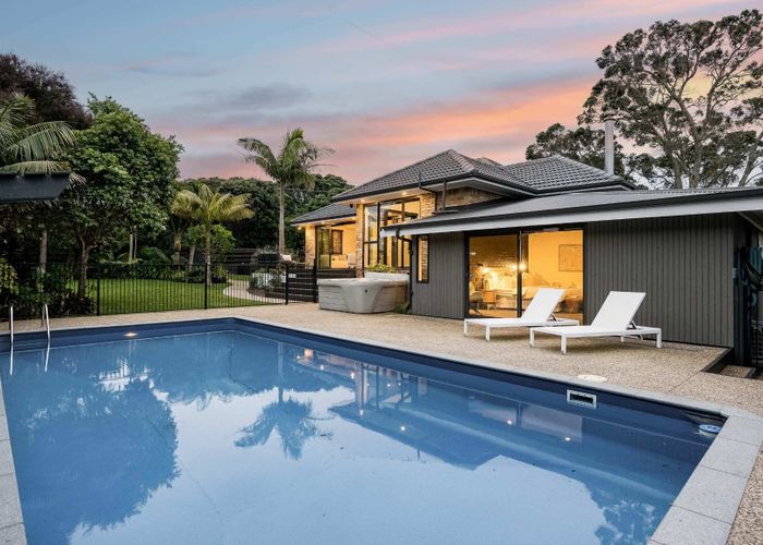  at 35 Rock Isle Road, Torbay, Auckland