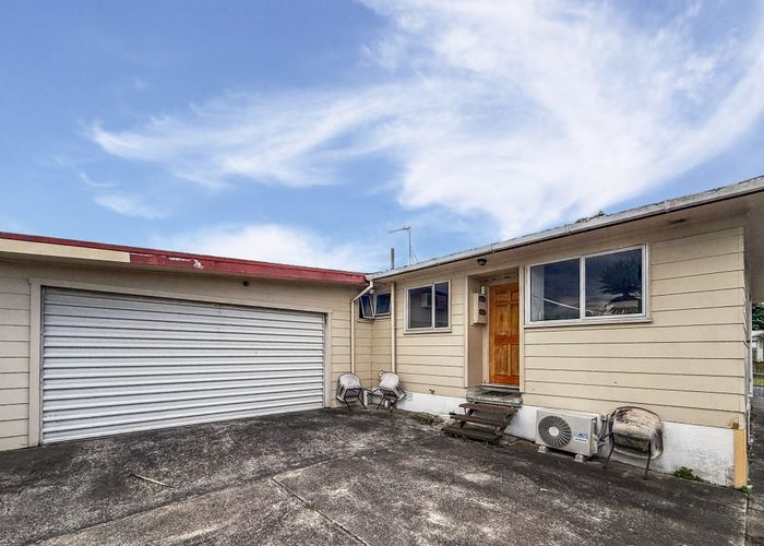  at 6 Chantelle Place, Papatoetoe, Manukau City, Auckland