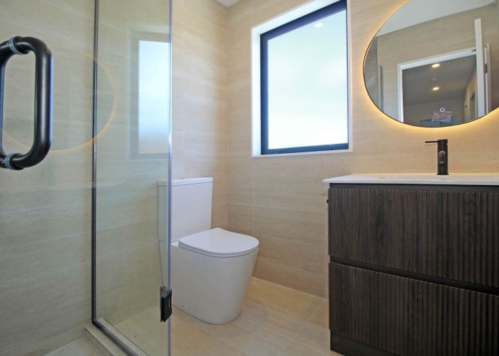  at 5/6 Broadview Place, Howick, Manukau City, Auckland