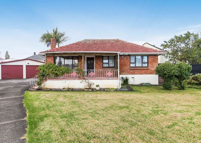  at 117 Stoddard Road, Wesley, Auckland