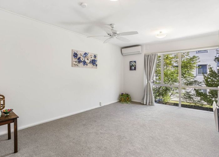  at 5/25 Inverness Road, Browns Bay, North Shore City, Auckland