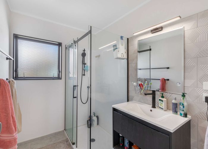  at 1/14 Costar Place, Wiri, Auckland