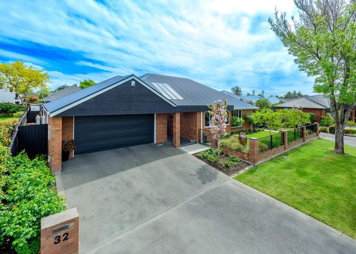  at 32 Althorp Place, Avonhead, Christchurch City, Canterbury