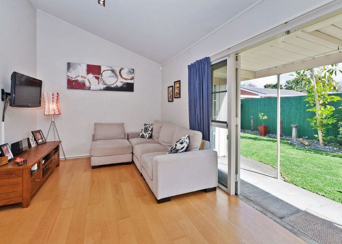  at 4/13 Alana Place, Mount Wellington, Auckland City, Auckland