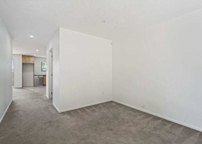  at 48D Waddell Avenue, Point England, Auckland City, Auckland