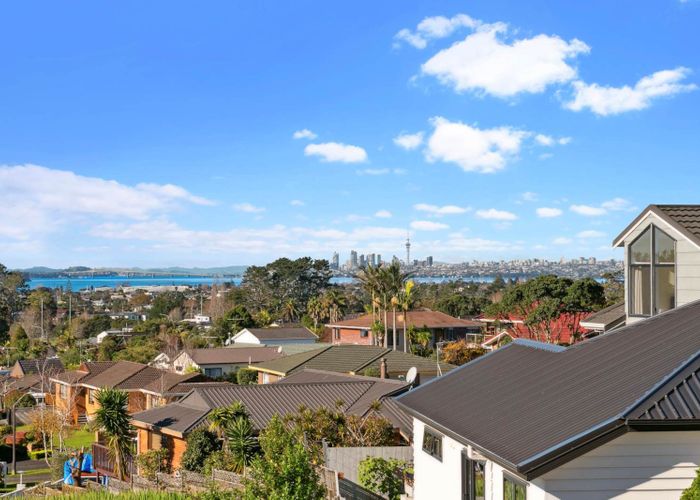  at 1/21 White Heron Drive, Massey, Waitakere City, Auckland