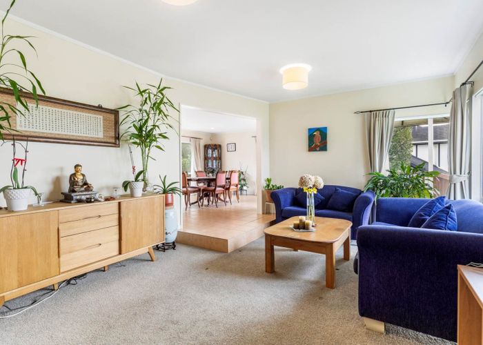  at 18 Whiting Grove, West Harbour, Auckland