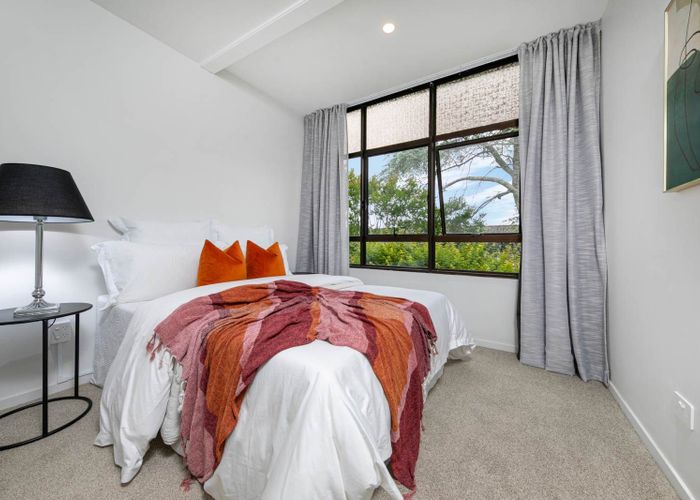  at 3/28 Evelyn Place, Hillcrest, North Shore City, Auckland