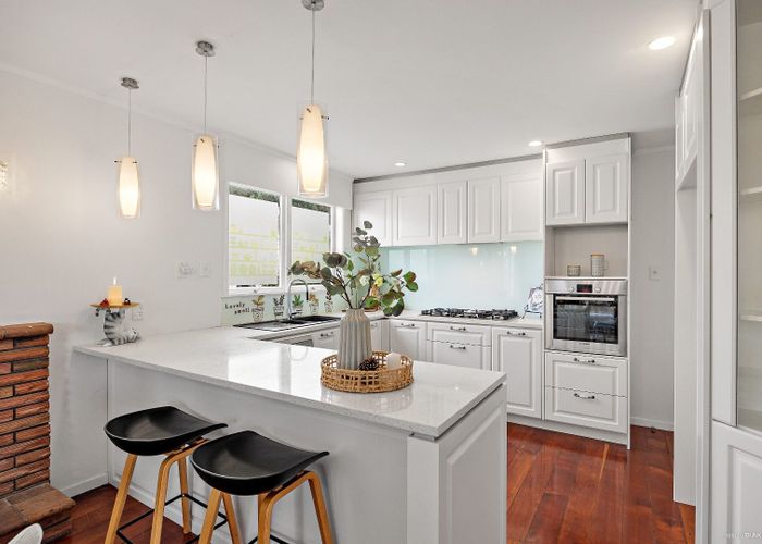  at 27  Mount Royal Avenue, Mount Albert, Auckland City, Auckland