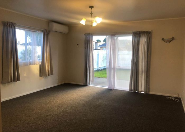  at 8/43 Holly Street, Avondale, Auckland City, Auckland