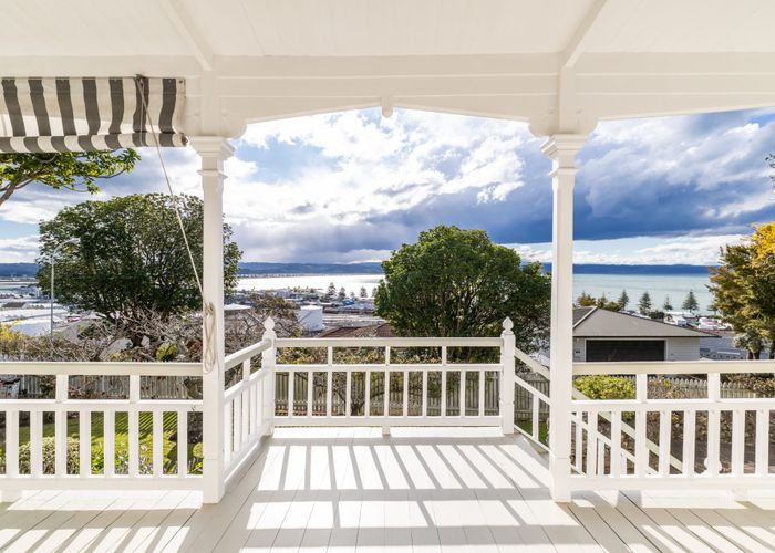  at 2 Lambton Road, Hospital Hill, Napier, Hawke's Bay