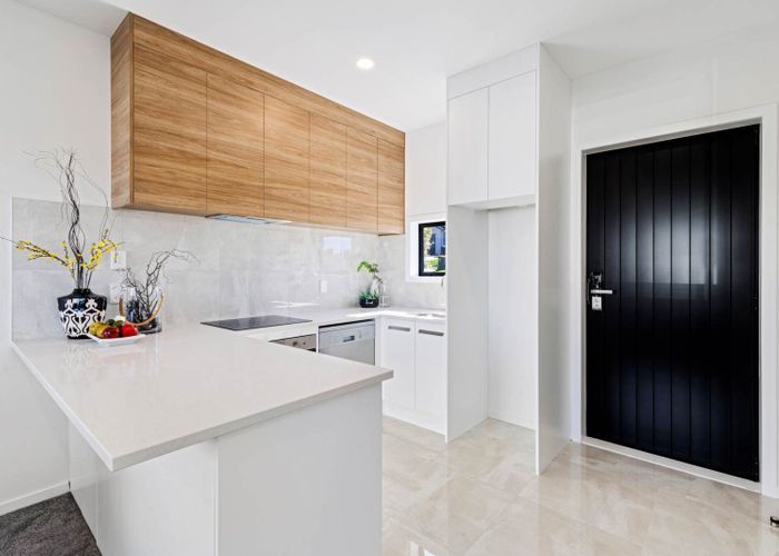  at 140B Tiriwa Drive, Massey, Waitakere City, Auckland