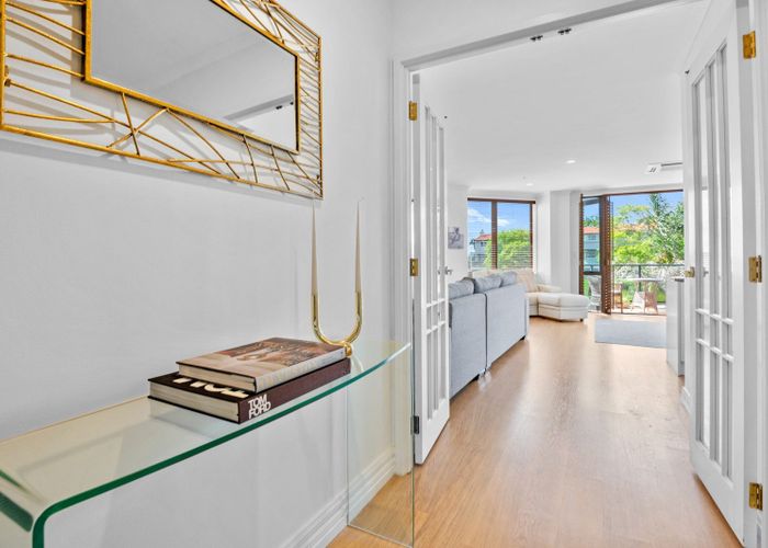  at 201/135 Grafton Road, Grafton, Auckland City, Auckland