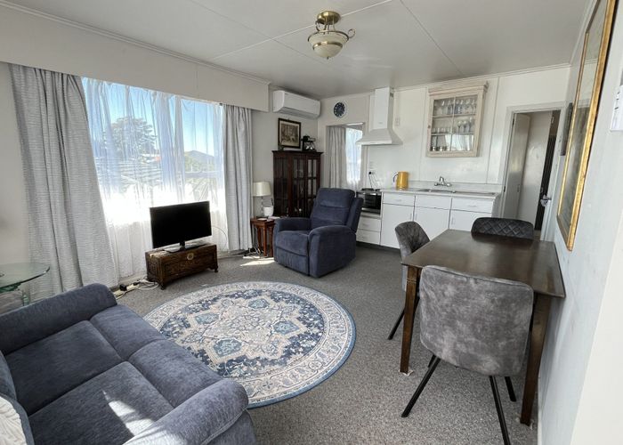  at 3 Peters Ave, Cloverlea, Palmerston North, Manawatu / Whanganui