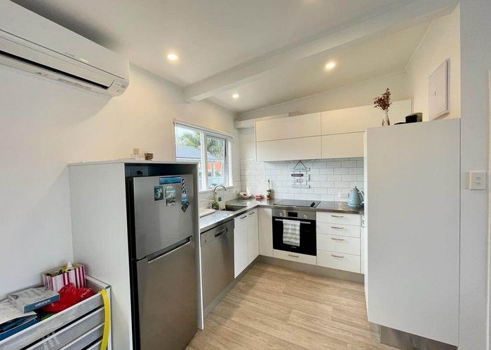 at 4/196 Garnet Road, Westmere, Auckland City, Auckland