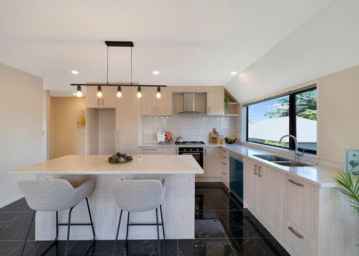  at 1/218 Balmoral Road, Mount Eden, Auckland City, Auckland