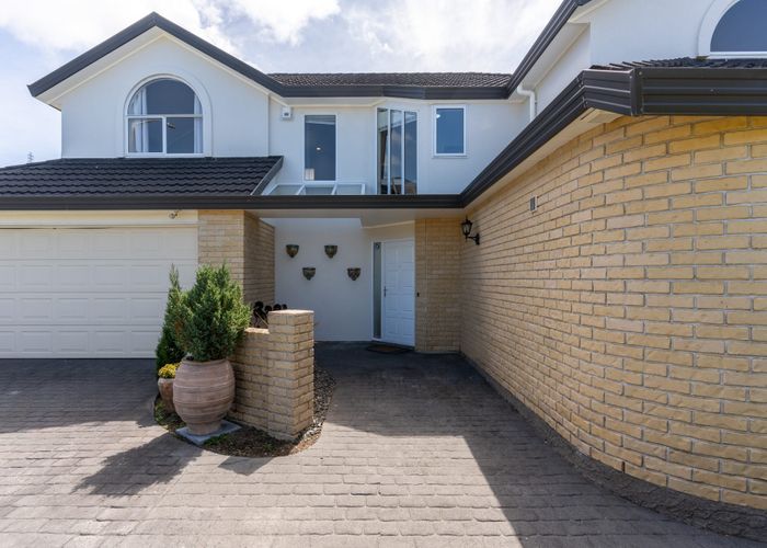  at 138 Westchester Drive, Churton Park, Wellington