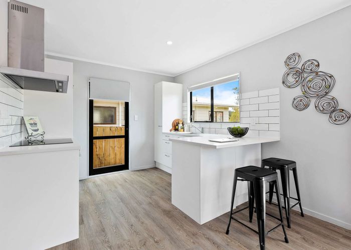  at 94A Beach Haven Road, Beach Haven, North Shore City, Auckland