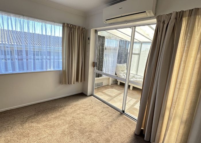  at 34 Highland Park Drive, Highland Park, Auckland